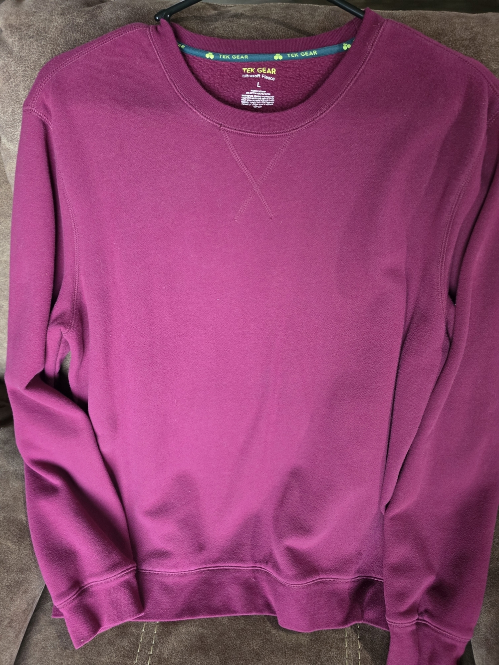tek gear Women's Crewneck Sweatshirt - Magenta